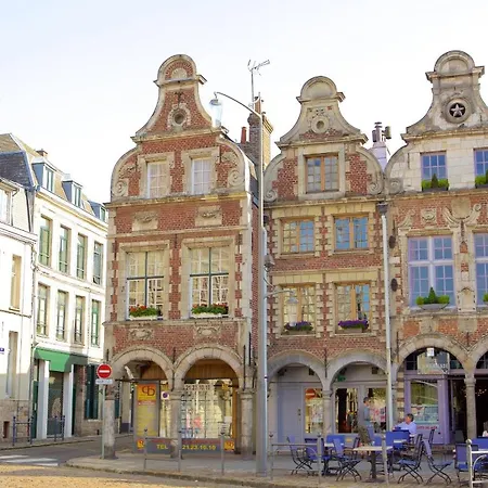 La Bulle Arrageoise - Grand Place - Spacieux - Lumineux - Lit King Size - Wifi - Parking Public Arras