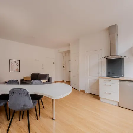 La Bulle Arrageoise - Grand Place - Spacieux - Lumineux - Lit King Size - Wifi - Parking Public Arras