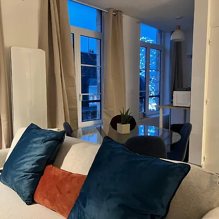 La Bulle Arrageoise - Grand Place - Spacieux - Lumineux - Lit King Size - Wifi - Parking Public Lejlighed